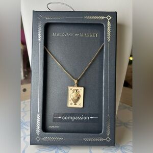 NIB Melrose and Market Gold Pendant Necklace✨